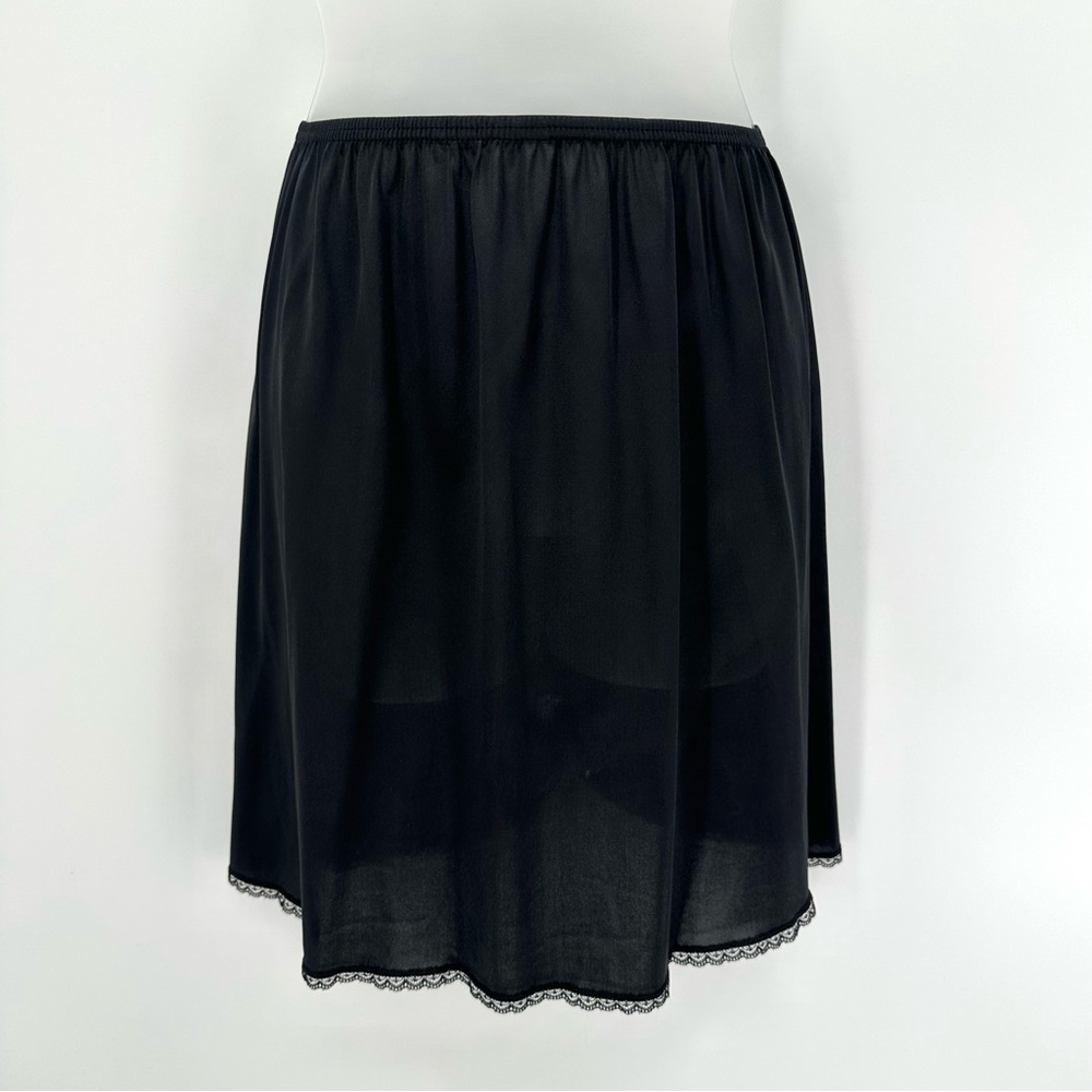 VASSARETTE Half Slip Womens S Black Nylon Lace Trim Elastic 18" Lingerie READ